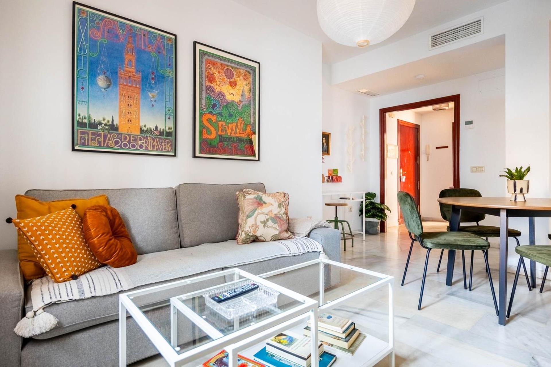 Piso Con Patio Privado Y Parking Nervion Sevilla 외부 사진