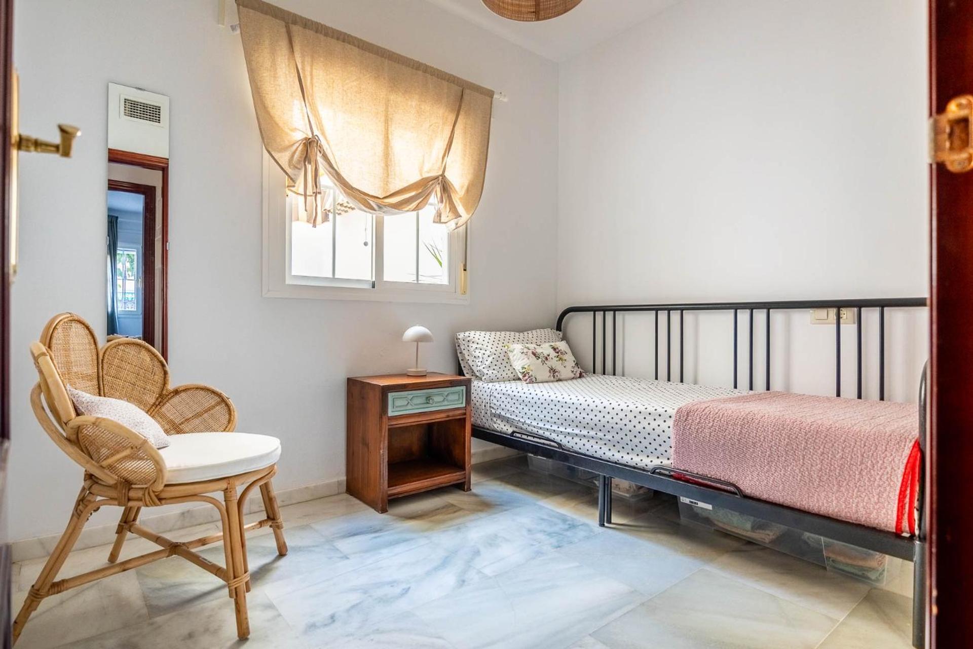 Piso Con Patio Privado Y Parking Nervion Sevilla 외부 사진